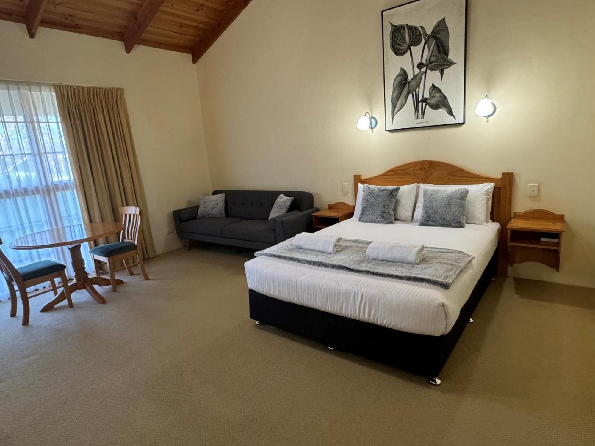 Coonawarra Place Motor Inn Bagian luar foto